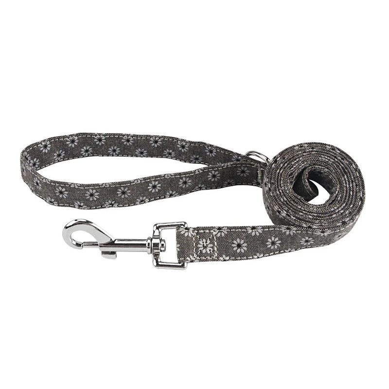 Stylish Lead Rope Fashion Flower Dog Leash